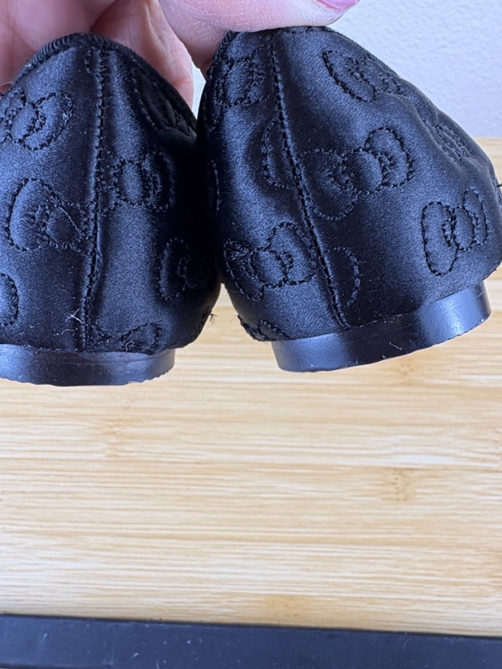 Hello Kitty Sanrio Patent Pink And Black Flats Kitty Charm Shoes 6 NEW RARE VTG - Picture 8 of 13
